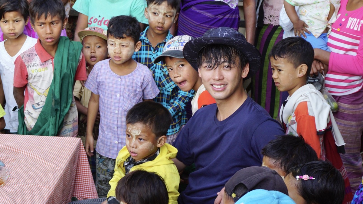 旅人 竹内涼真 人生初のミャンマーで 世界ウルルン滞在記 10年ぶりに復活 Cinemacafe Net