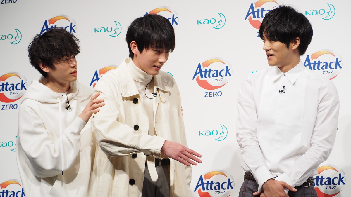 松坂桃李 菅田将暉ら 後輩 杉野遥亮の天然発言連発に爆笑 耳 真っ赤だよ Cinemacafe Net