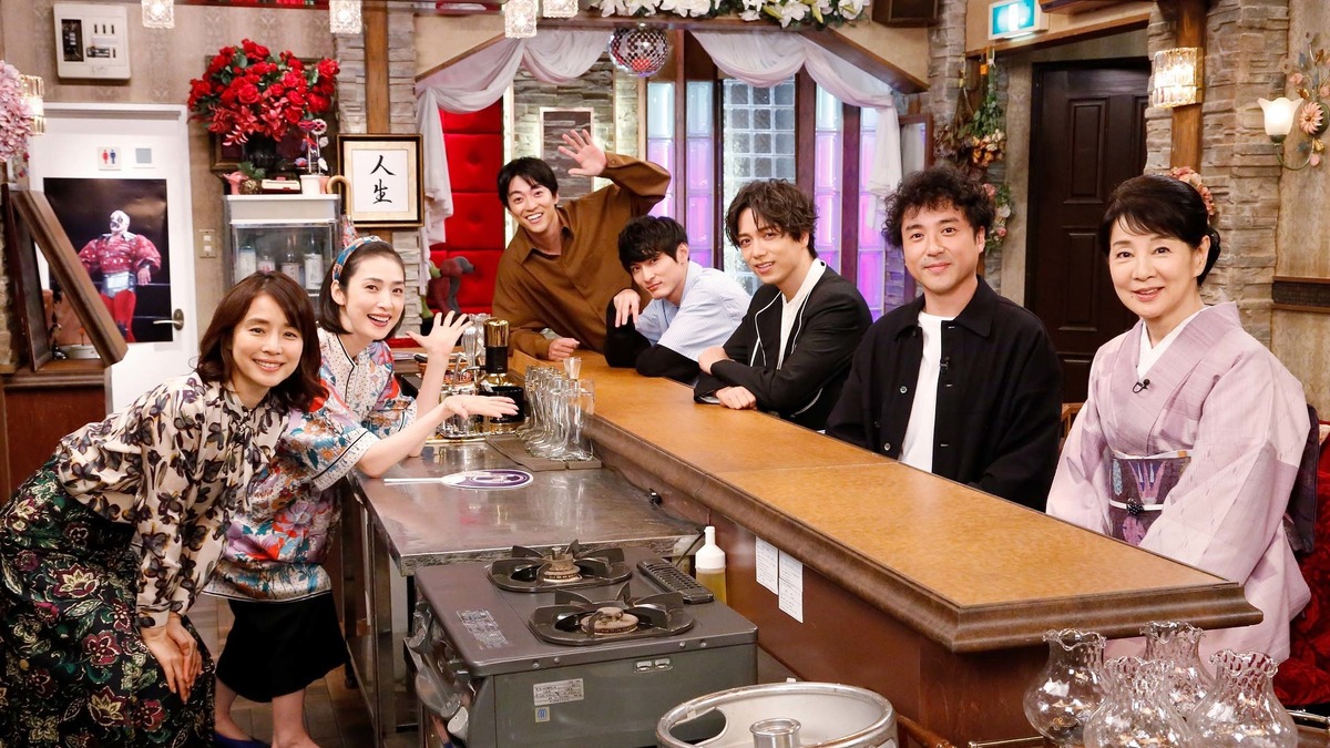 吉永小百合 高良健吾らが 来店 天海祐希 石田ゆり子のスナックあけぼの橋 Cinemacafe Net