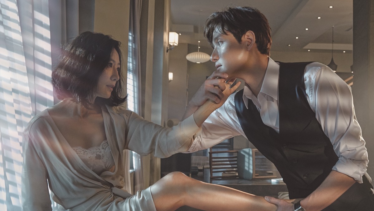 韓国で話題沸騰 夫婦の世界 第1話のオンライン試写会決定 Cinemacafe Net