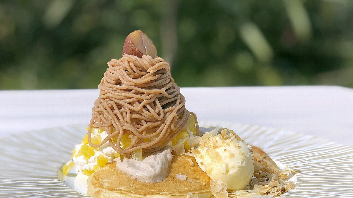 ディズニー モンブランとパンケーキのおいしい融合 カフェ カイラの新感覚メニューを実食 Cinemacafe Net