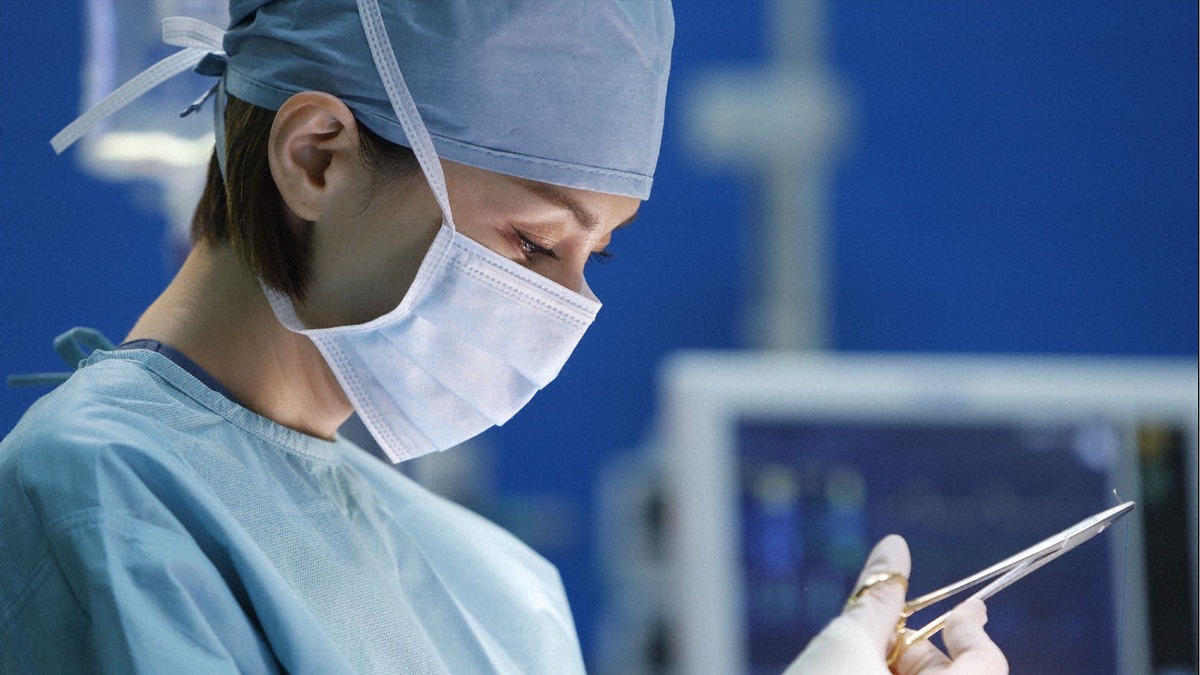 米倉涼子 未知子 の優しい 失敗しないので に感動の声 鈴木浩介 原 の復活に エモすぎる の声も ドクターx 第6話 Cinemacafe Net