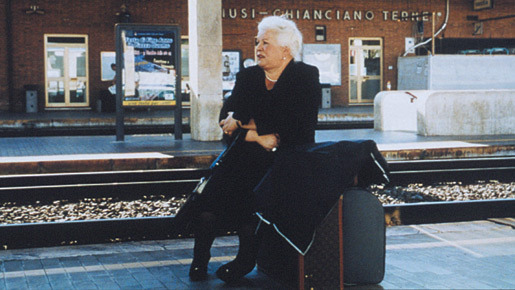 明日へのチケット 3枚目の写真・画像