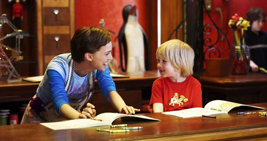 マゴリアムおじさんの不思議なおもちゃ屋 12枚目の写真・画像