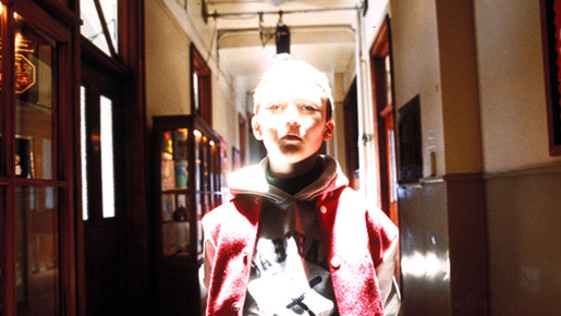 アダム −神の使い 悪魔の子− 2枚目の写真・画像