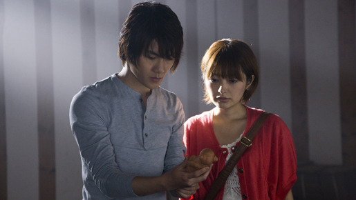 明日に架ける愛 2枚目の写真・画像