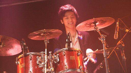 アコースティック 4枚目の写真・画像