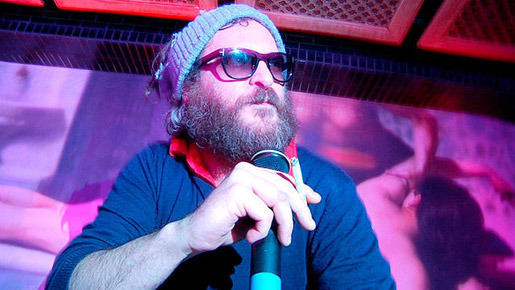 容疑者、ホアキン・フェニックス 1枚目の写真・画像