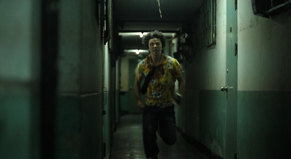 探偵ヨンゴン 義手の銃を持つ男 8枚目の写真・画像