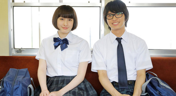 百瀬、こっちを向いて。 1枚目の写真・画像