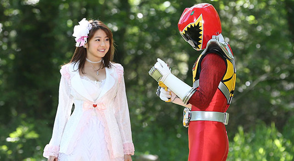 劇場版 仮面ライダーウィザード イン マジックランド／劇場版 獣電戦隊キョウリュウジャー ガブリンチョ・オブ・ミュージック 4枚目の写真・画像