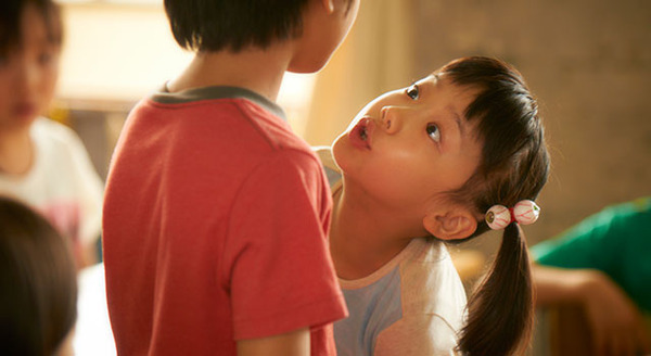 円卓 〜こっこ、ひと夏のイマジン〜 2枚目の写真・画像