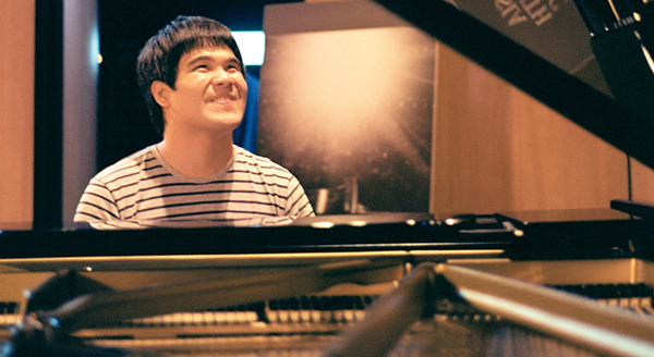 光にふれる 2枚目の写真・画像