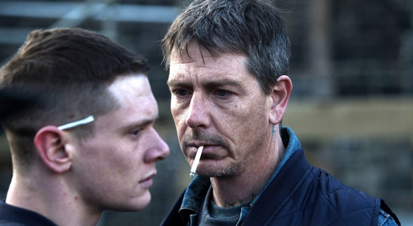 名もなき塀の中の王 1枚目の写真・画像