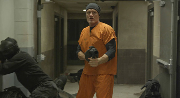 暴動／バトル・プリズン 2枚目の写真・画像