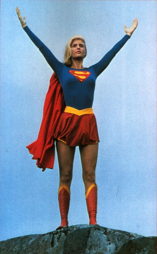 スーパーガール(C)APOLLO