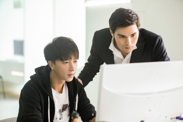 サイバー・ミッション 2枚目の写真・画像