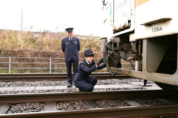 かぞくいろ―RAILWAYS わたしたちの出発― 9枚目の写真・画像
