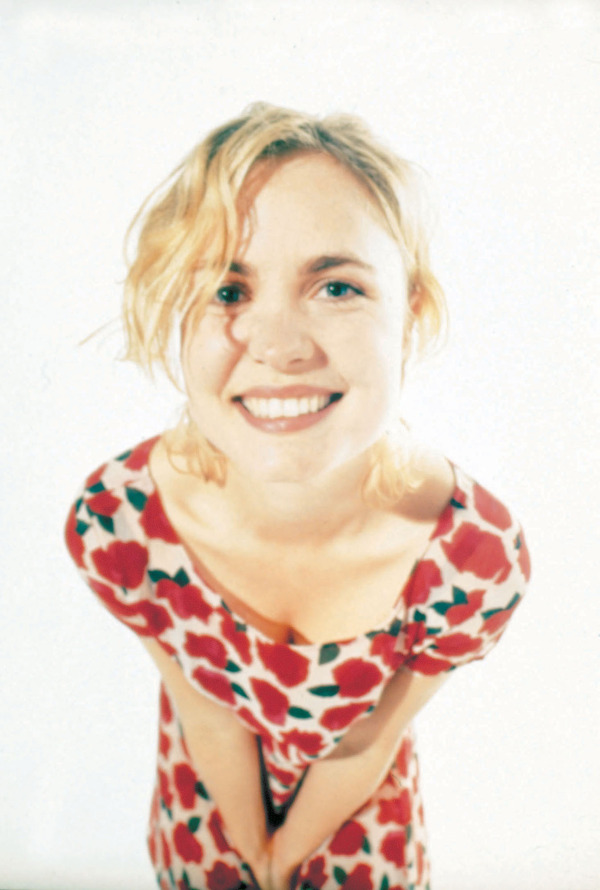 ラブ&カタストロフィ(C)APOLLO