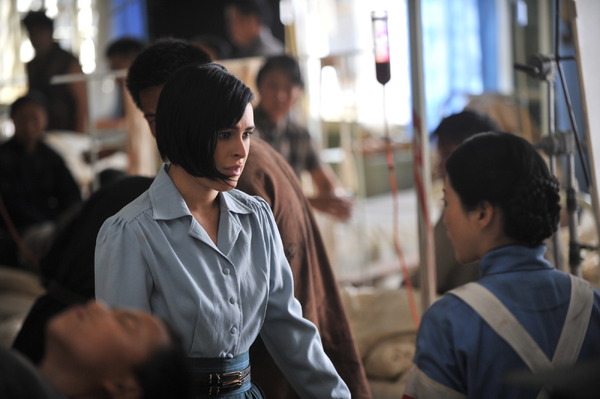 エア・ストライク(C)APOLLO