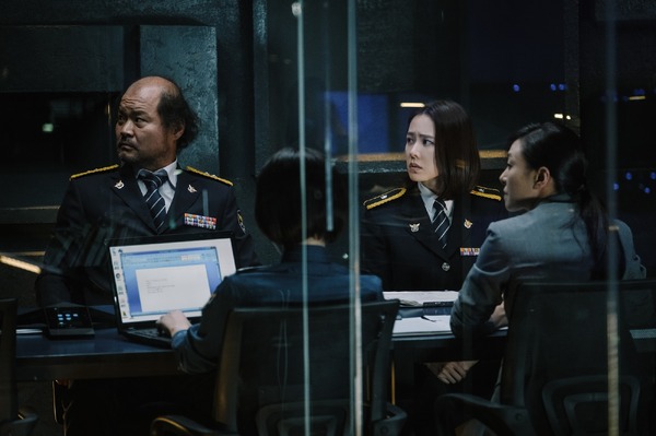 ザ・ネゴシエーション 10枚目の写真・画像