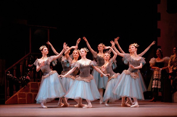 英国ロイヤル・オペラ・ハウス シネマシーズン 2019/20 ロイヤル・バレエ「コッペリア」 2枚目の写真・画像