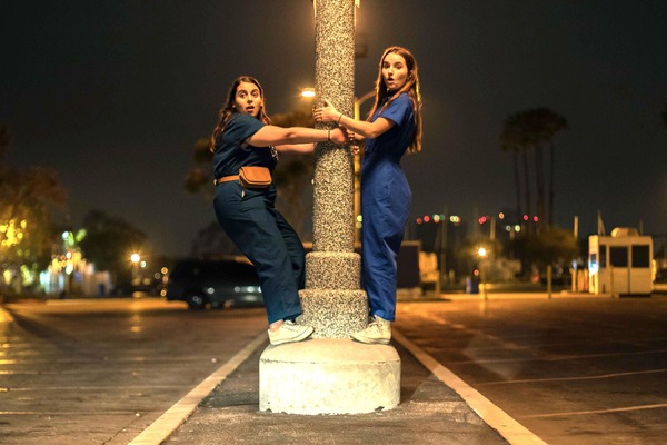 ブックスマート　卒業前夜のパーティーデビュー 6枚目の写真・画像