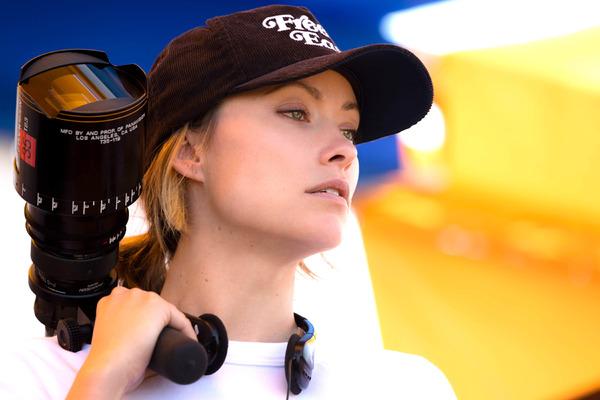 ブックスマート　卒業前夜のパーティーデビュー 15枚目の写真・画像