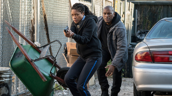 ブラック アンド ブルー 2枚目の写真・画像