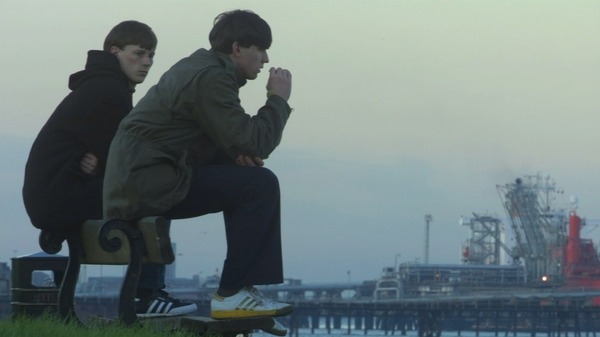 アウェイデイズ 2枚目の写真・画像