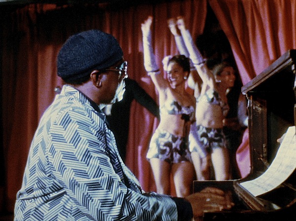 サン・ラーのスペース・イズ・ザ・プレイス 9枚目の写真・画像