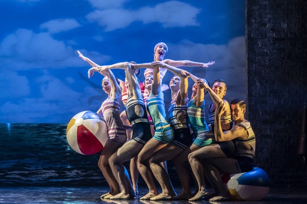 マシュー・ボーン IN CINEMA／赤い靴 7枚目の写真・画像