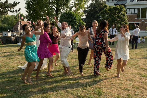 クイーンズ・オブ・フィールド 17枚目の写真・画像