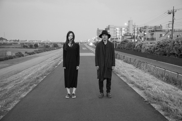 土手と夫婦と幽霊 2枚目の写真・画像