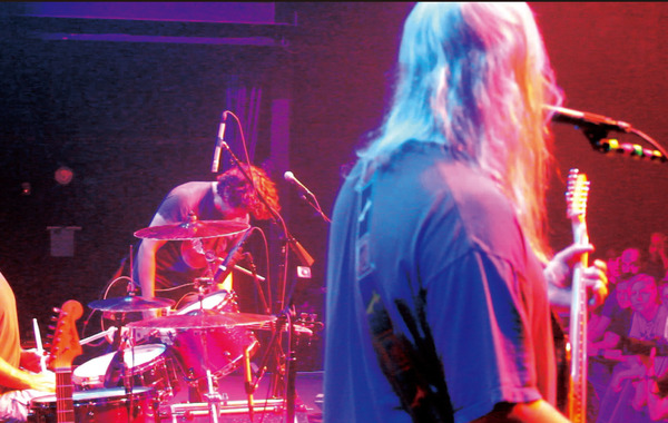 実演！バグ／ダイナソーJr. 6枚目の写真・画像