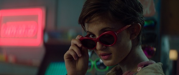 レッド・グラビティ 4枚目の写真・画像