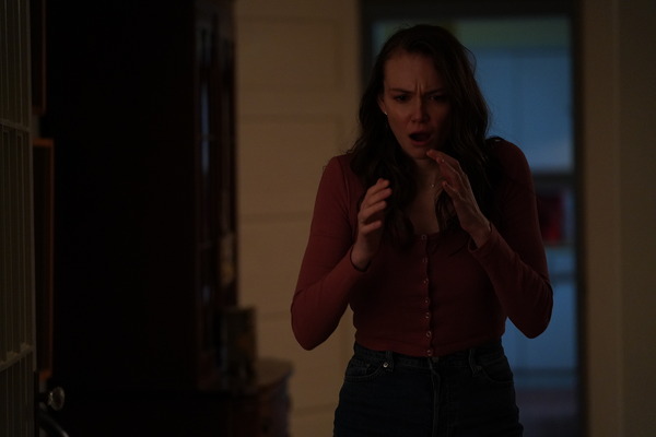 呪われた息子の母 ノーラ 4枚目の写真・画像