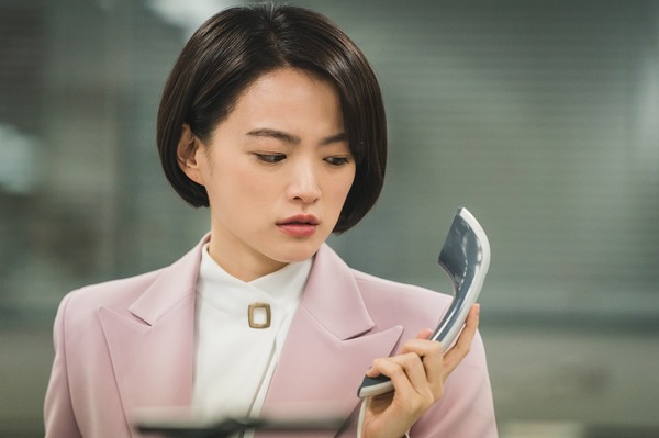 死を告げる女 11枚目の写真・画像