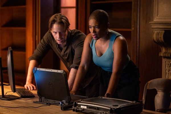 マッシブ・タレント 9枚目の写真・画像