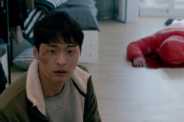 見知らぬ隣人 4枚目の写真・画像