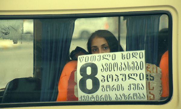 ジョージア、白い橋のカフェで逢いましょう 12枚目の写真・画像