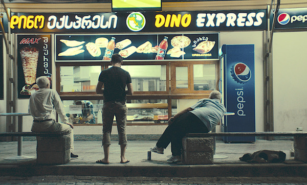 ジョージア、白い橋のカフェで逢いましょう 22枚目の写真・画像