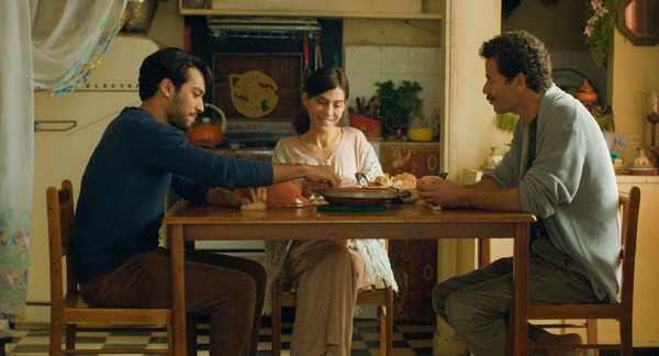 ⻘いカフタンの仕立て屋 3枚目の写真・画像