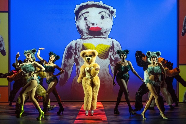 ジャンポール・ゴルチエのファッション狂騒劇 4枚目の写真・画像