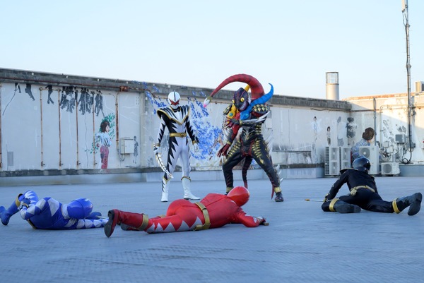 Vシネクスト「爆竜戦隊アバレンジャー20th 許されざるアバレ」 4枚目の写真・画像