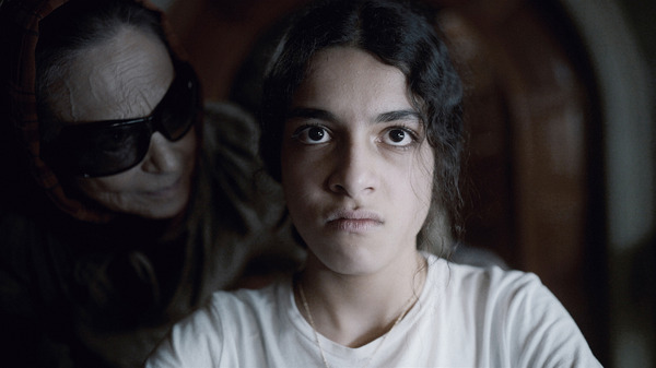 イビルアイ 8枚目の写真・画像