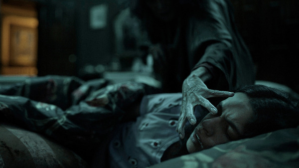 イビルアイ 11枚目の写真・画像