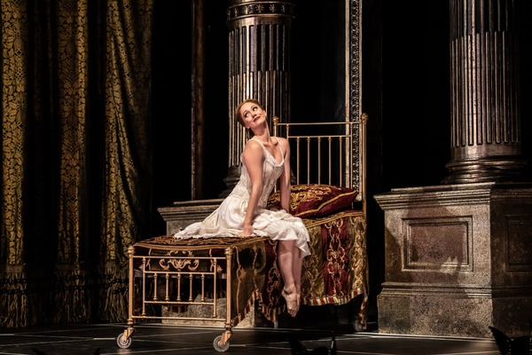 マシュー・ボーン IN CINEMA／眠れる森の美女 4枚目の写真・画像