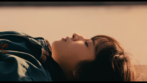 青すぎる、青 3枚目の写真・画像