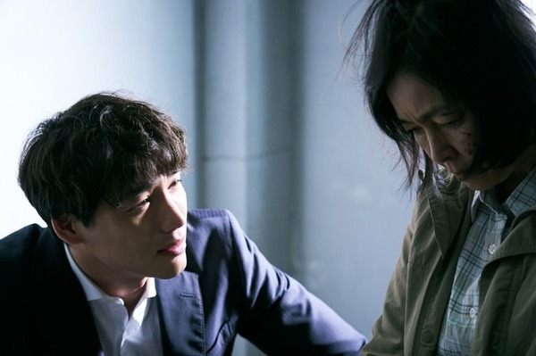 湖の女たち 5枚目の写真・画像